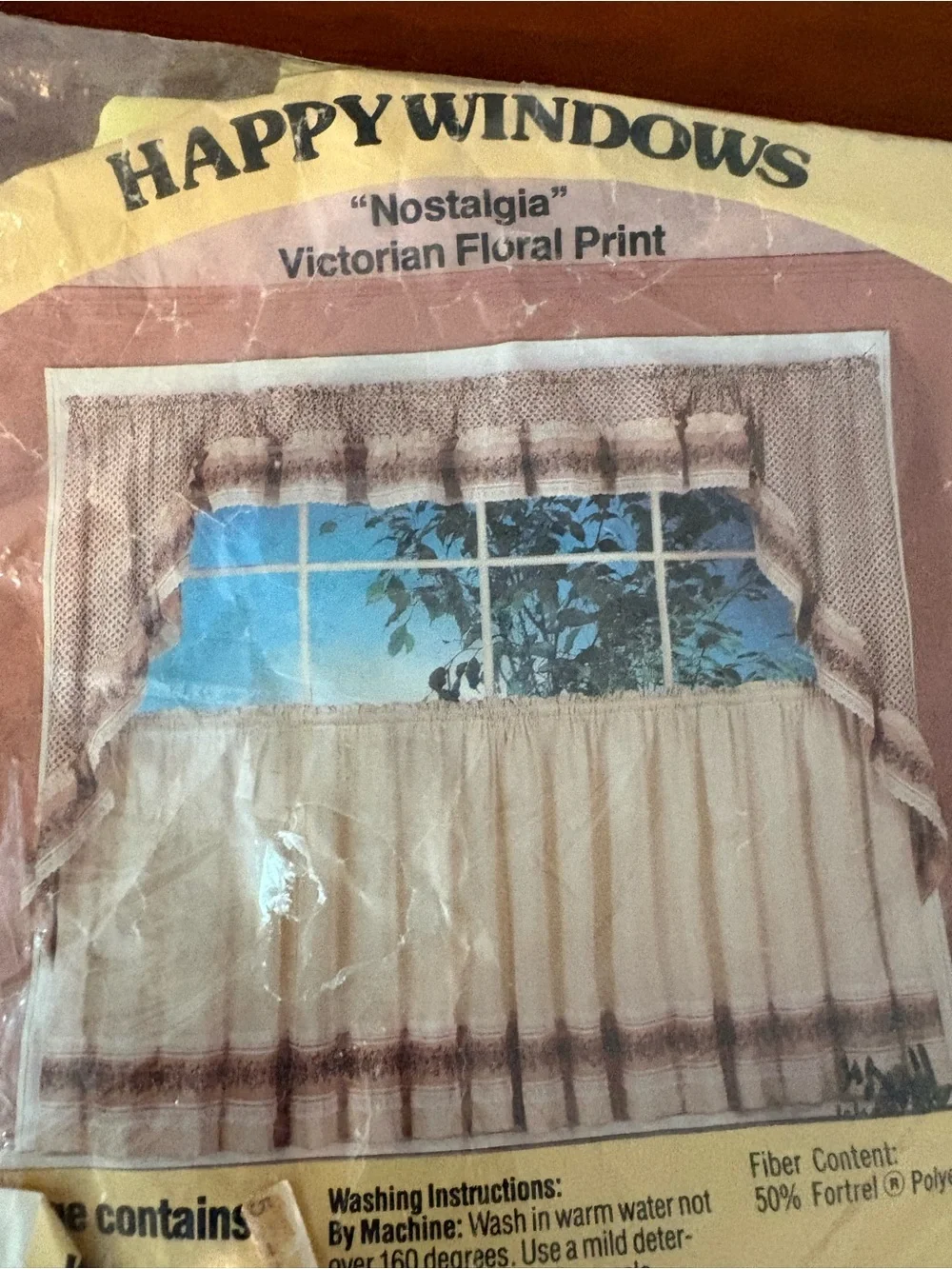Happy windows nos vintage